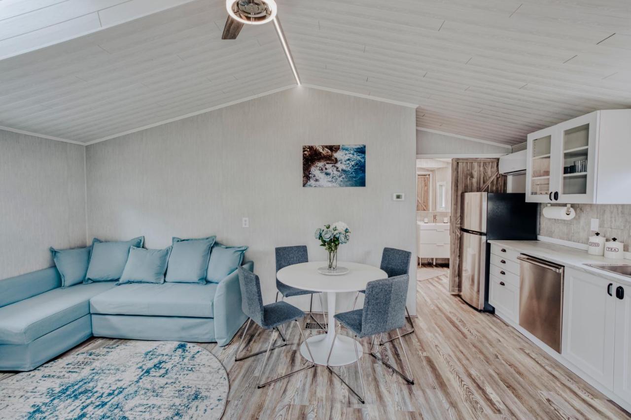 Modern & Cozy Stand-Alone Apartment - Perfect Stay Painted Post Buitenkant foto